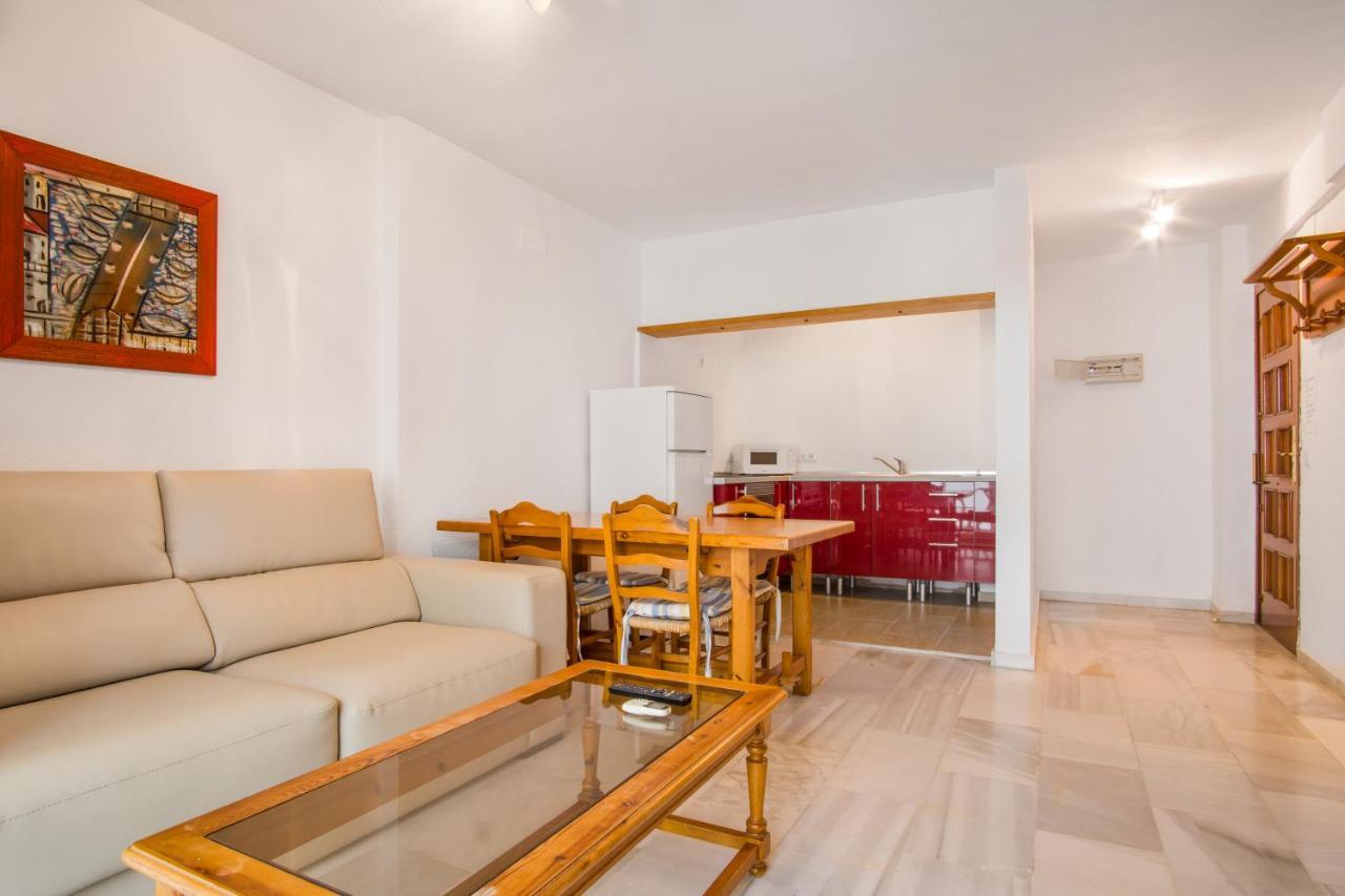 Duquesa Harbour Club Aparthotel マニルバ エクステリア 写真