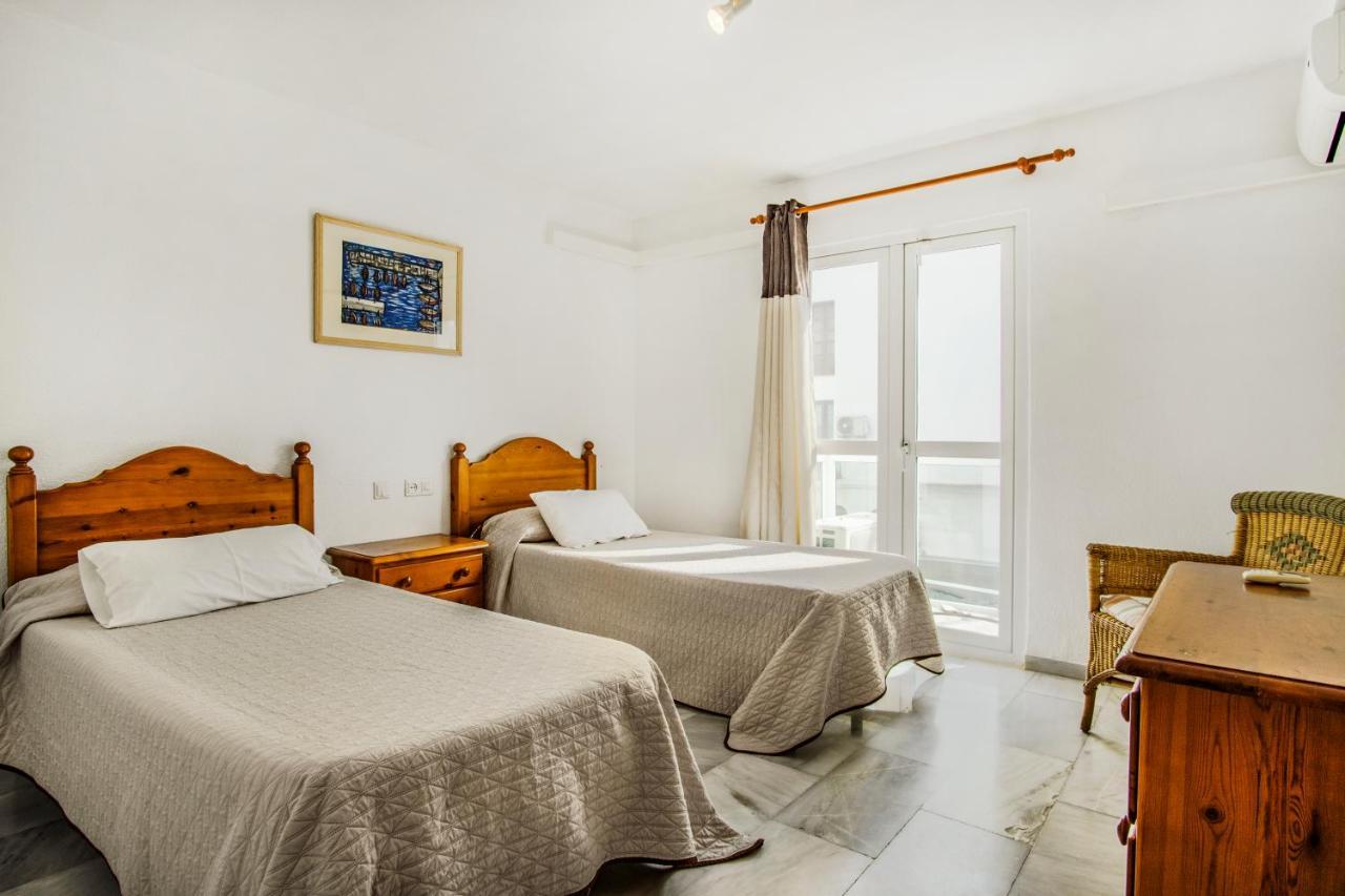 Duquesa Harbour Club Aparthotel マニルバ エクステリア 写真