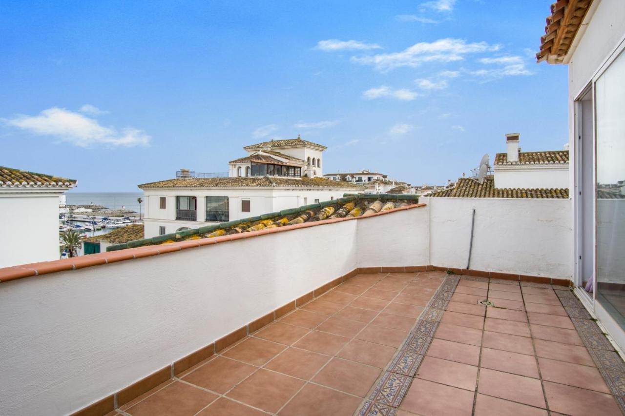 Duquesa Harbour Club Aparthotel マニルバ エクステリア 写真