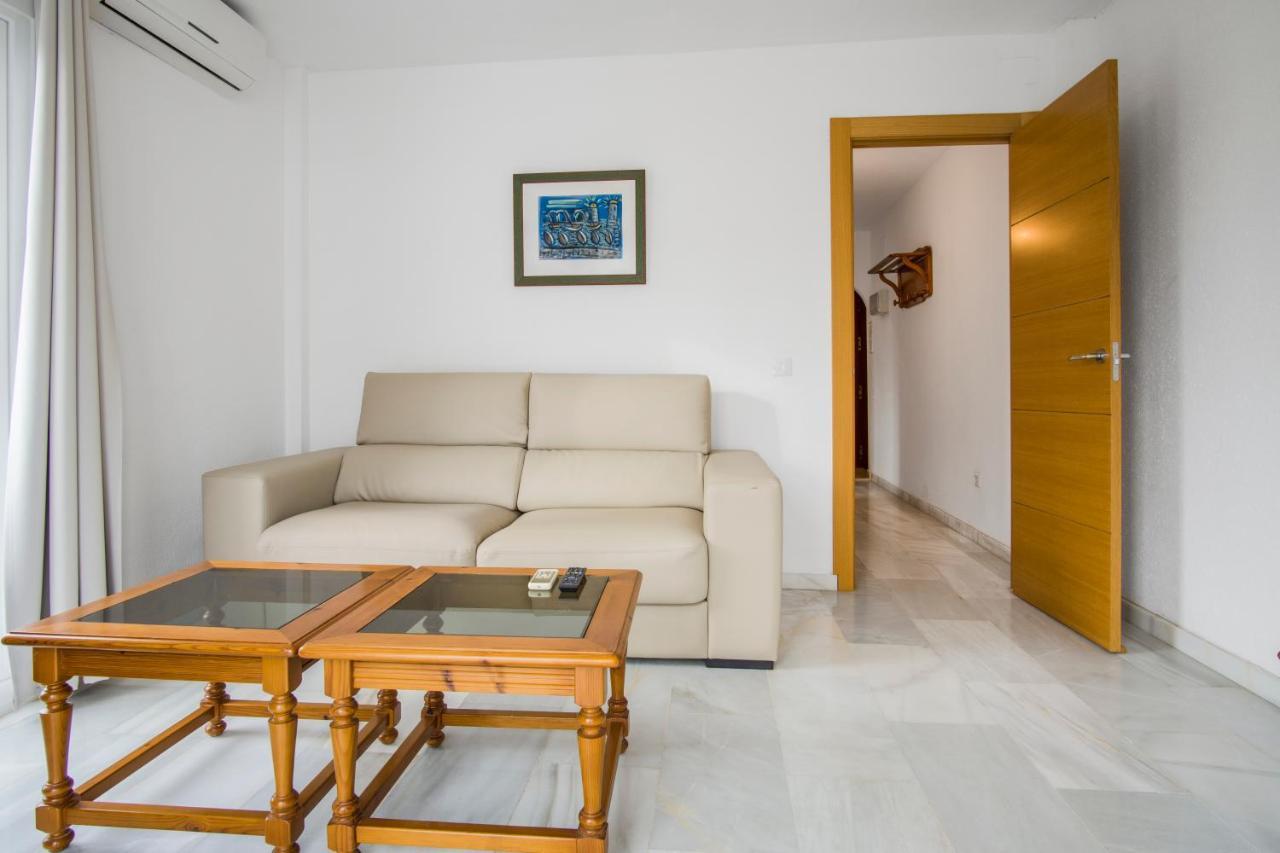 Duquesa Harbour Club Aparthotel マニルバ エクステリア 写真