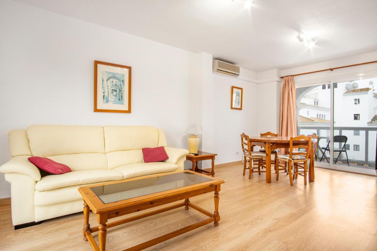Duquesa Harbour Club Aparthotel マニルバ エクステリア 写真