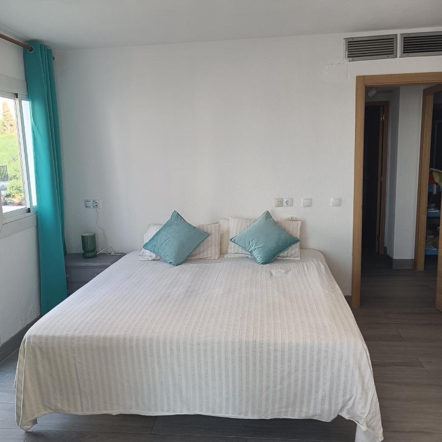 Duquesa Harbour Club Aparthotel マニルバ エクステリア 写真